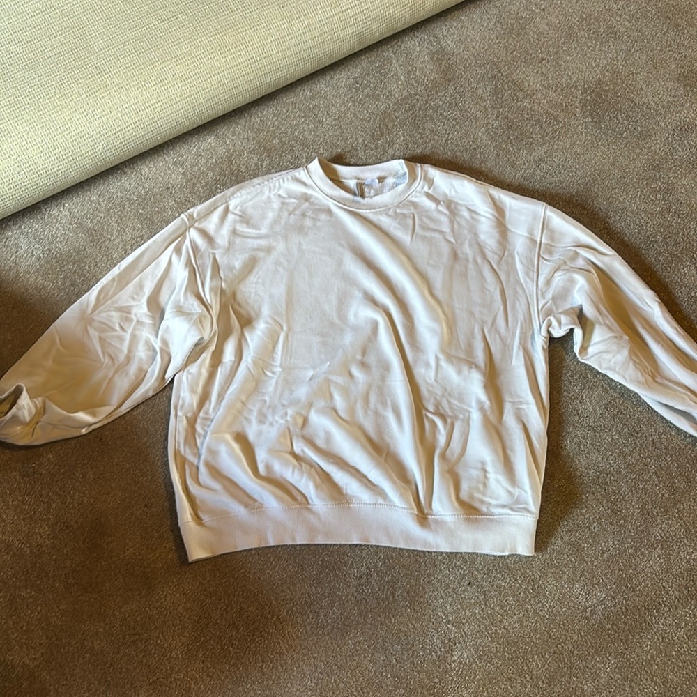 H&M crewneck